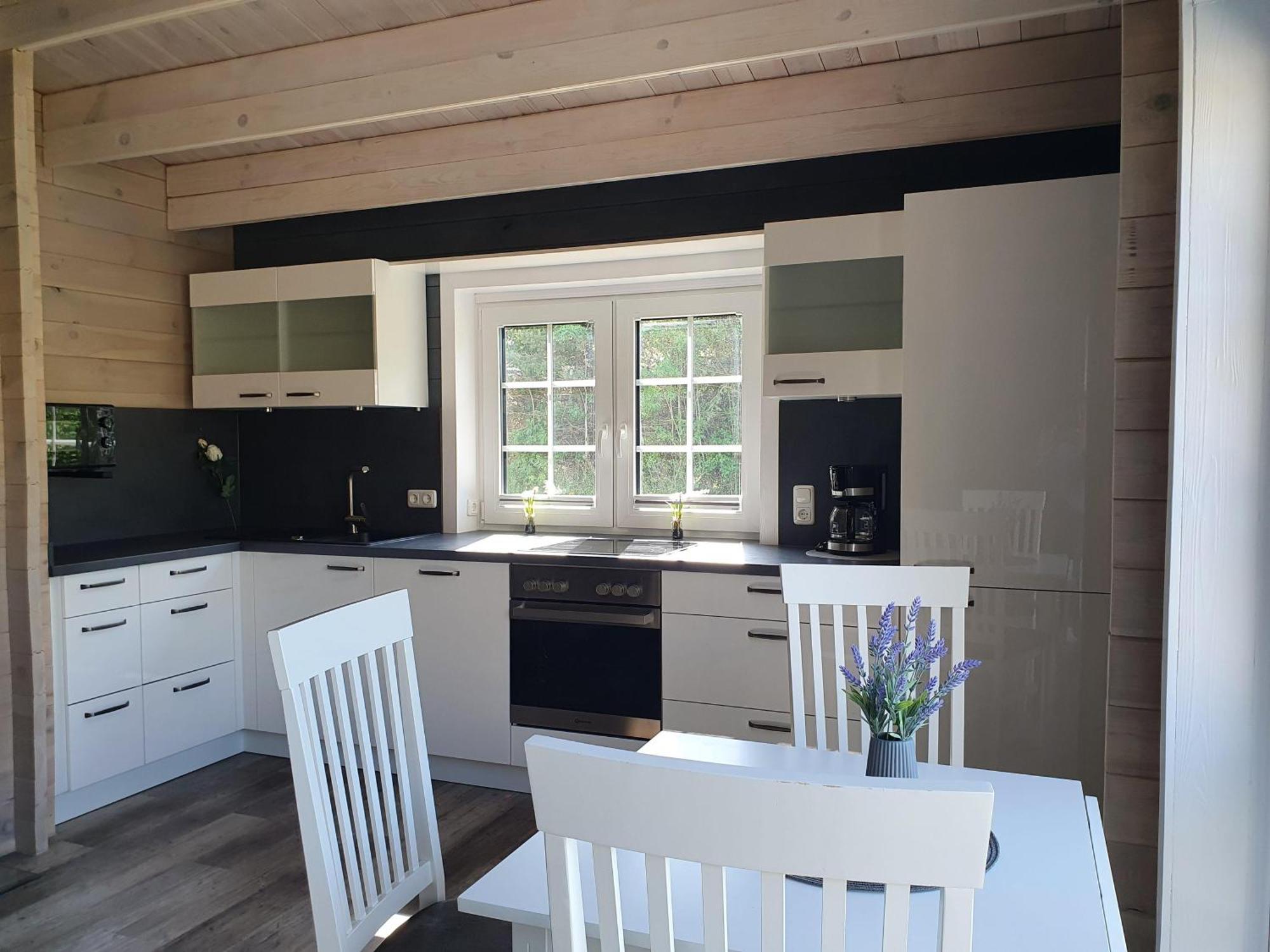 Idyllisches-Blockbohlenhaus-Mit-Eigenem-Garten-Und-Sauna-Zum-Wohlfuehlen Martensrade Εξωτερικό φωτογραφία