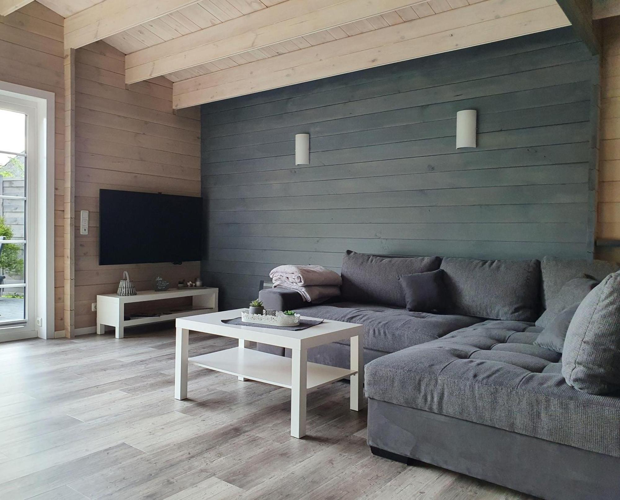 Idyllisches-Blockbohlenhaus-Mit-Eigenem-Garten-Und-Sauna-Zum-Wohlfuehlen Martensrade Εξωτερικό φωτογραφία