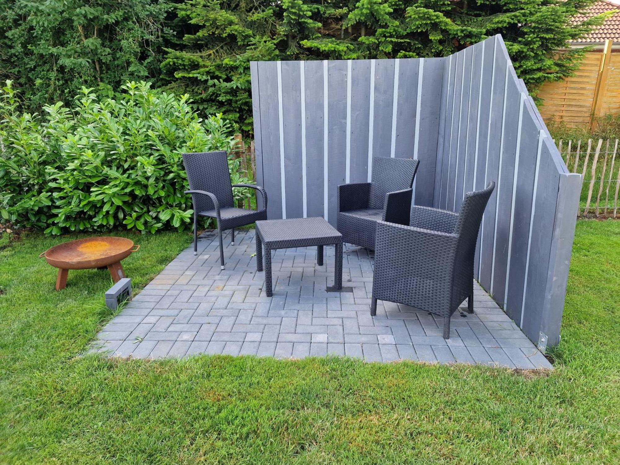 Idyllisches-Blockbohlenhaus-Mit-Eigenem-Garten-Und-Sauna-Zum-Wohlfuehlen Martensrade Εξωτερικό φωτογραφία